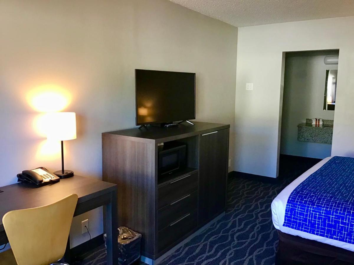 Travelodge Inn & Suites By Wyndham Missoula University Park Eksteriør bilde