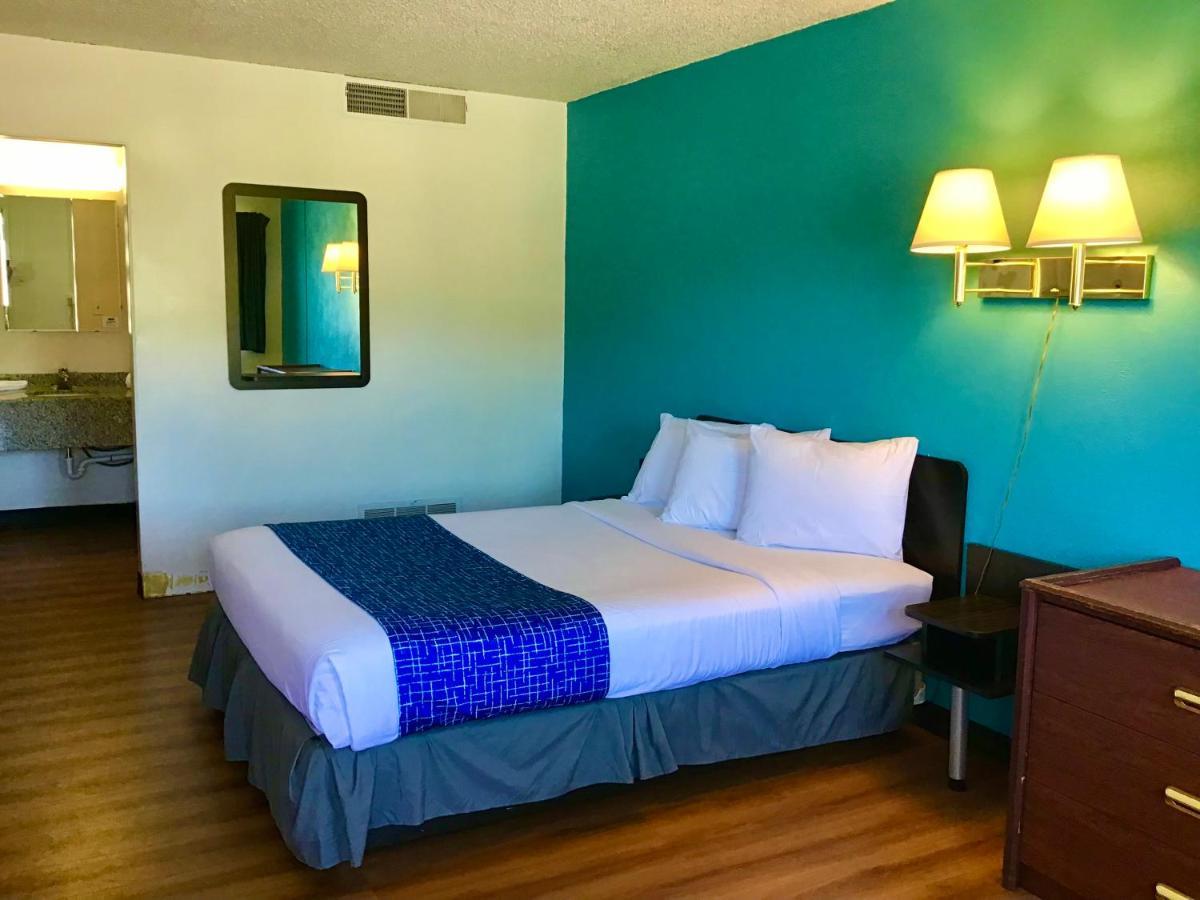 Travelodge Inn & Suites By Wyndham Missoula University Park Eksteriør bilde